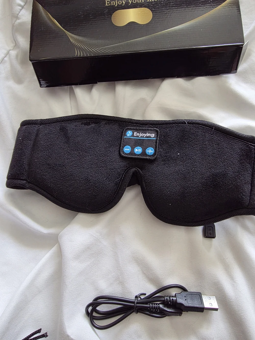 Black Bluetooth Sleep Mask with Built-in Headphones